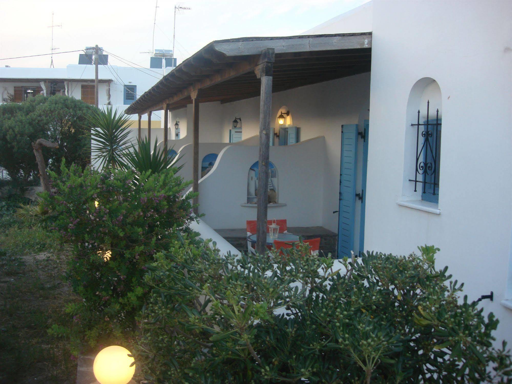 Joseph Apartments Páros Buitenkant foto
